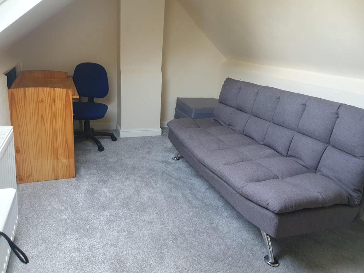 Og Stays Ii- 3Bedroom House Near Nissan & Stadium, Free Parking Sunderland  Zewnętrze zdjęcie