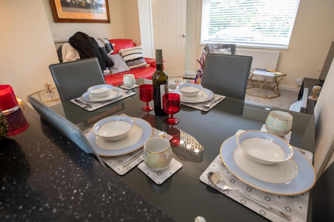 Og Stays Ii- 3Bedroom House Near Nissan & Stadium, Free Parking Sunderland  Zewnętrze zdjęcie